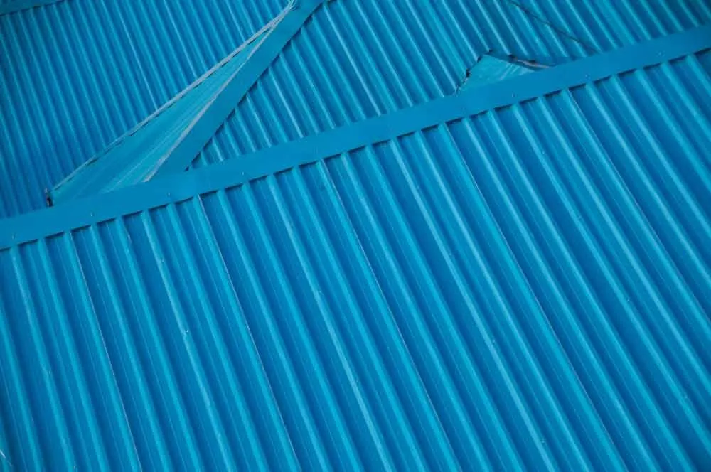 How To Install Insulation Under Metal